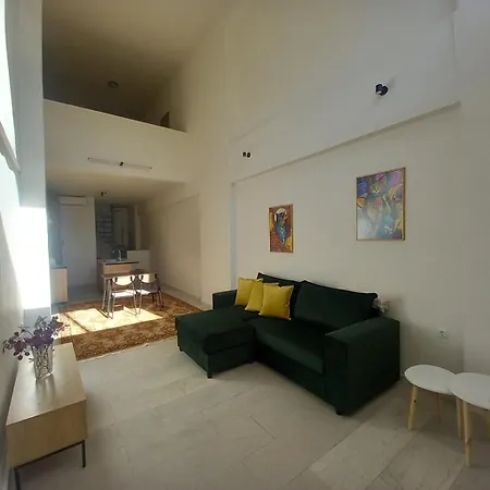 דירה Loft αlexia